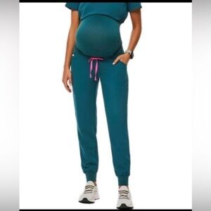 Figs Zamora Petite Maternity Pant